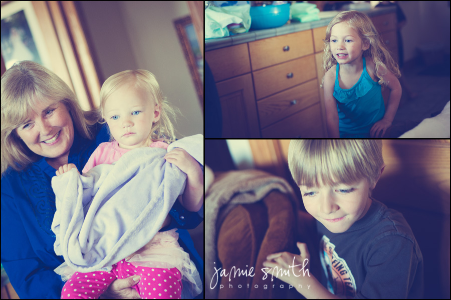 photographing children meeting baby sister for the first time